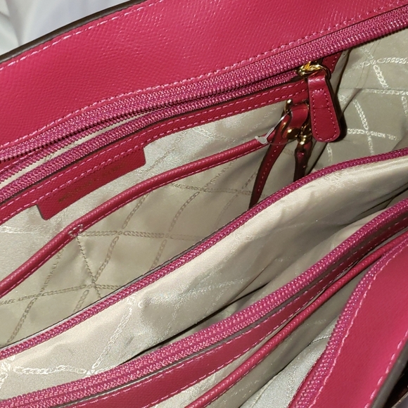 COPY - MICHAEL KORS  RED AND BROWN PURSE - Picture 6 of 8